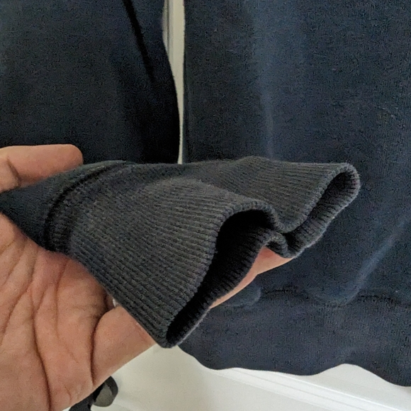 TNA hoodie - Picture 12 of 13